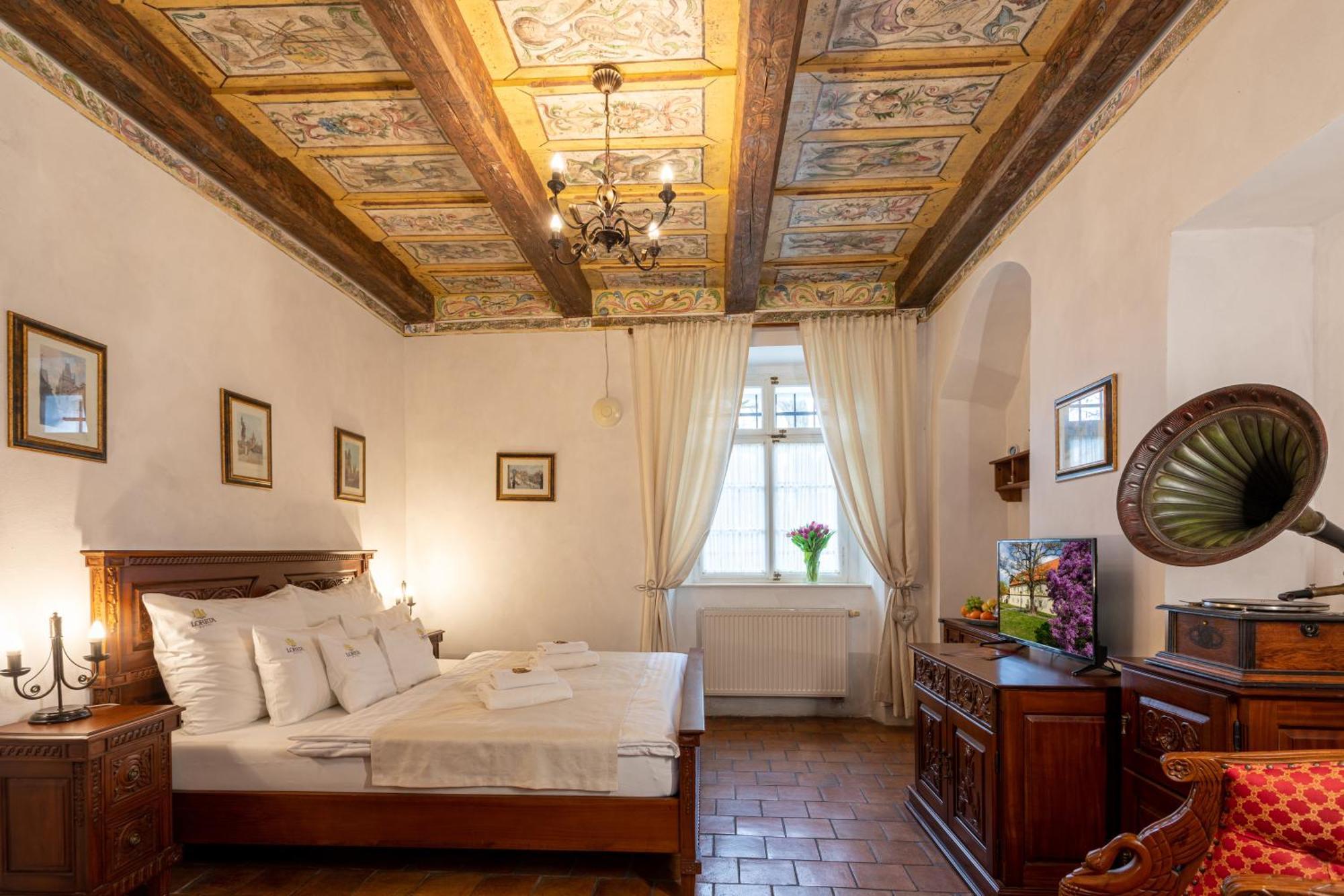 Loreta Hotel Prag Dış mekan fotoğraf