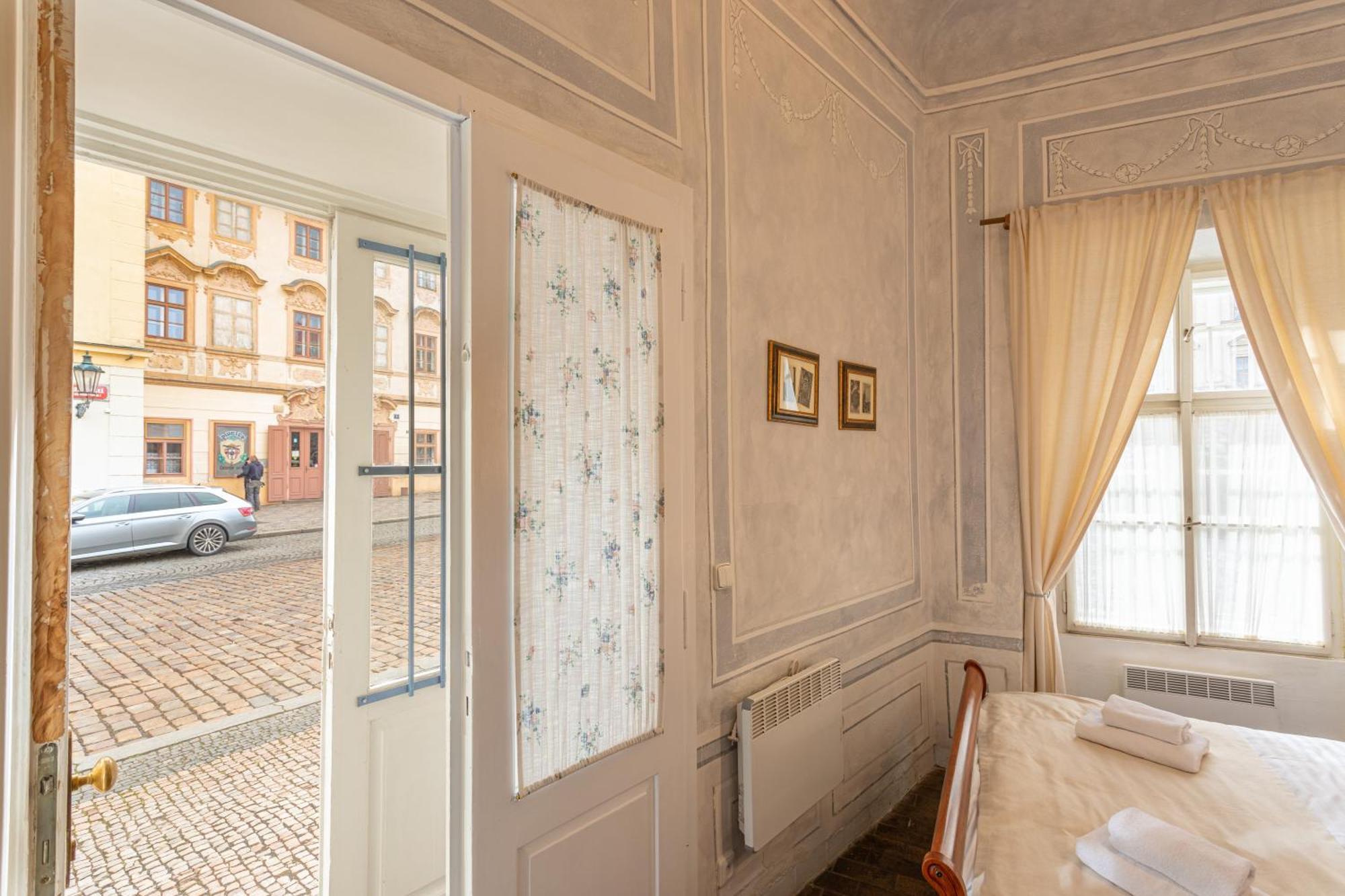 Loreta Hotel Prag Dış mekan fotoğraf