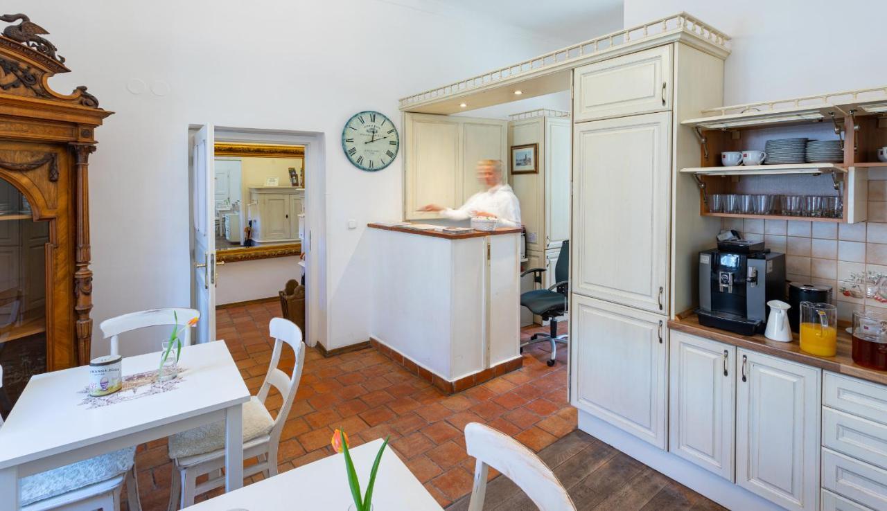 Loreta Hotel Prag Dış mekan fotoğraf