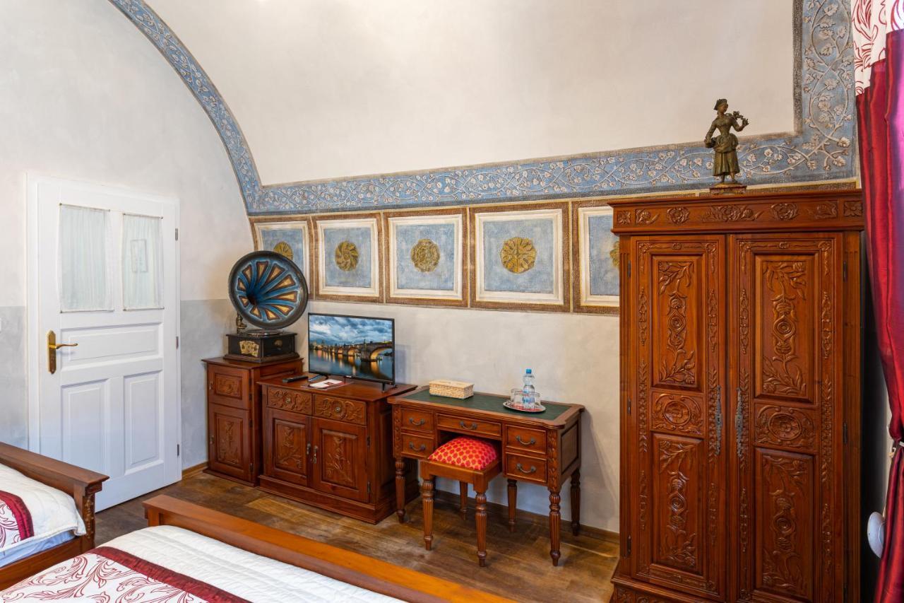 Loreta Hotel Prag Dış mekan fotoğraf