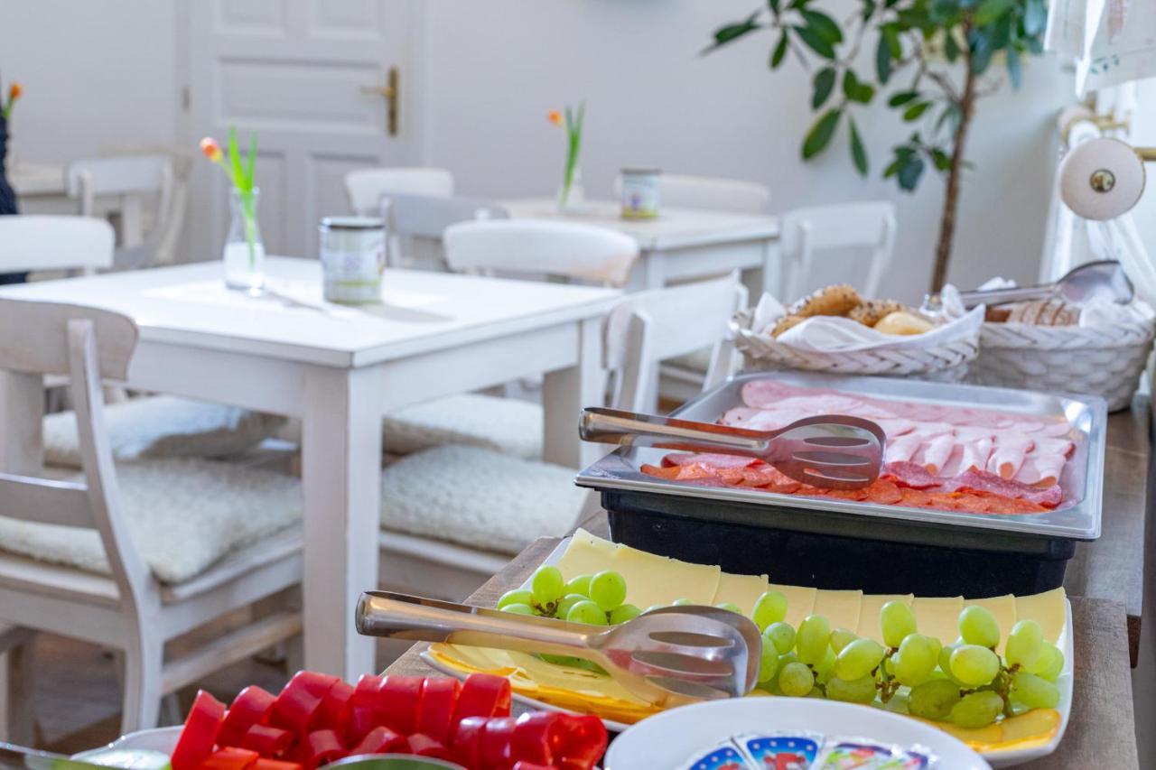 Loreta Hotel Prag Dış mekan fotoğraf